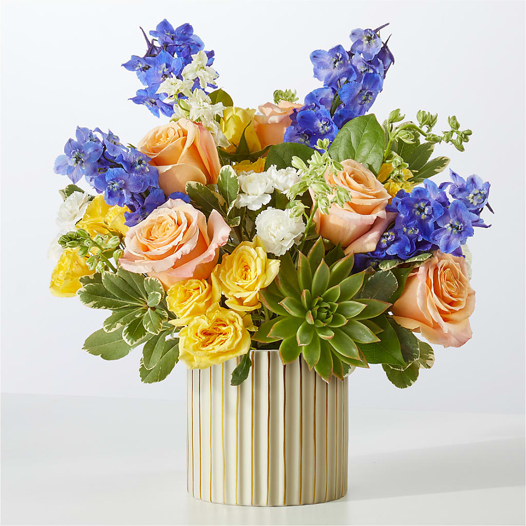 Cobalt Reverie Bouquet – CARLSON & CO, Springfield GA