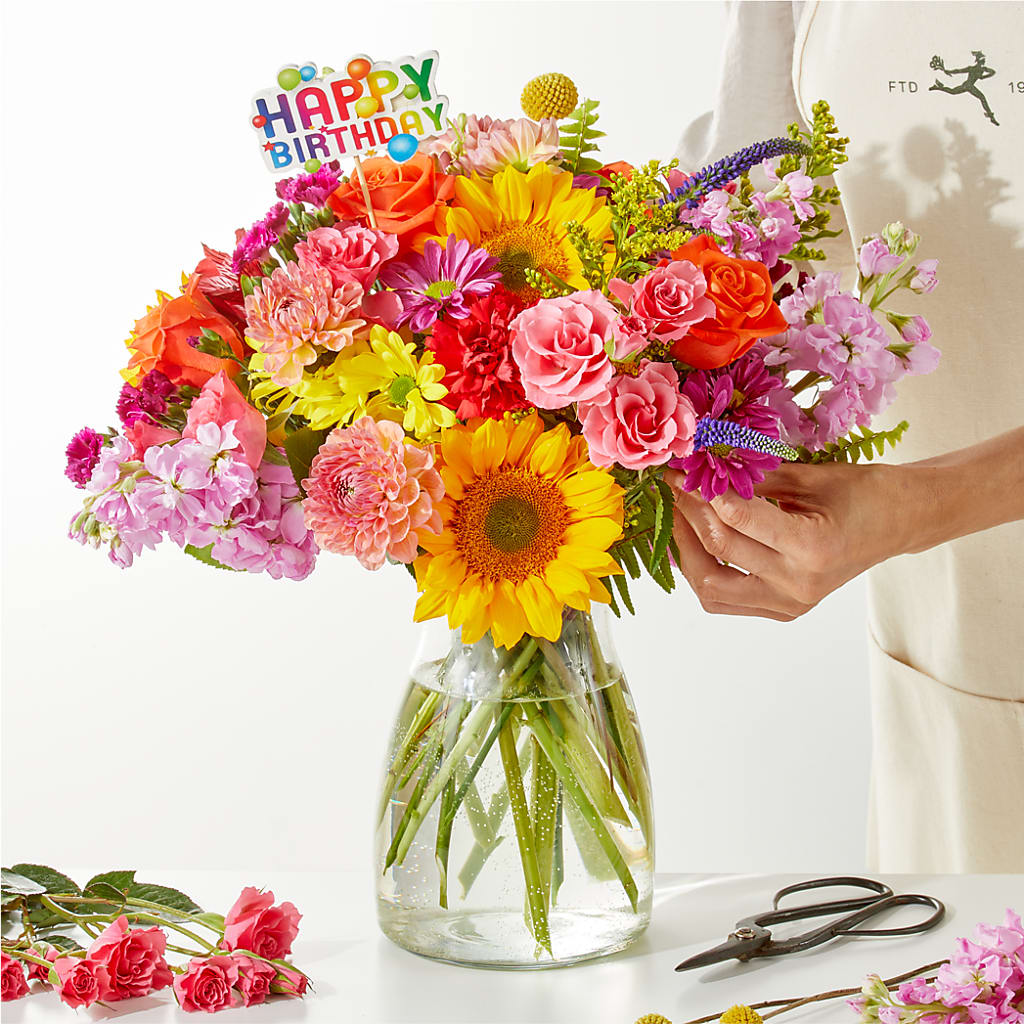 Cue the Confetti - A Florist Original – CARLSON & CO, Springfield GA