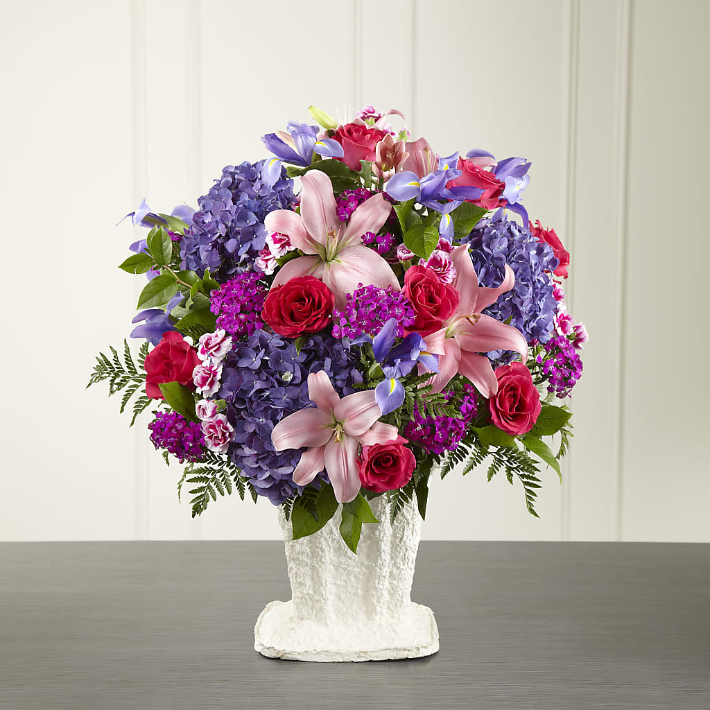 We Fondly Remember Arrangement – CARLSON & CO, Springfield GA