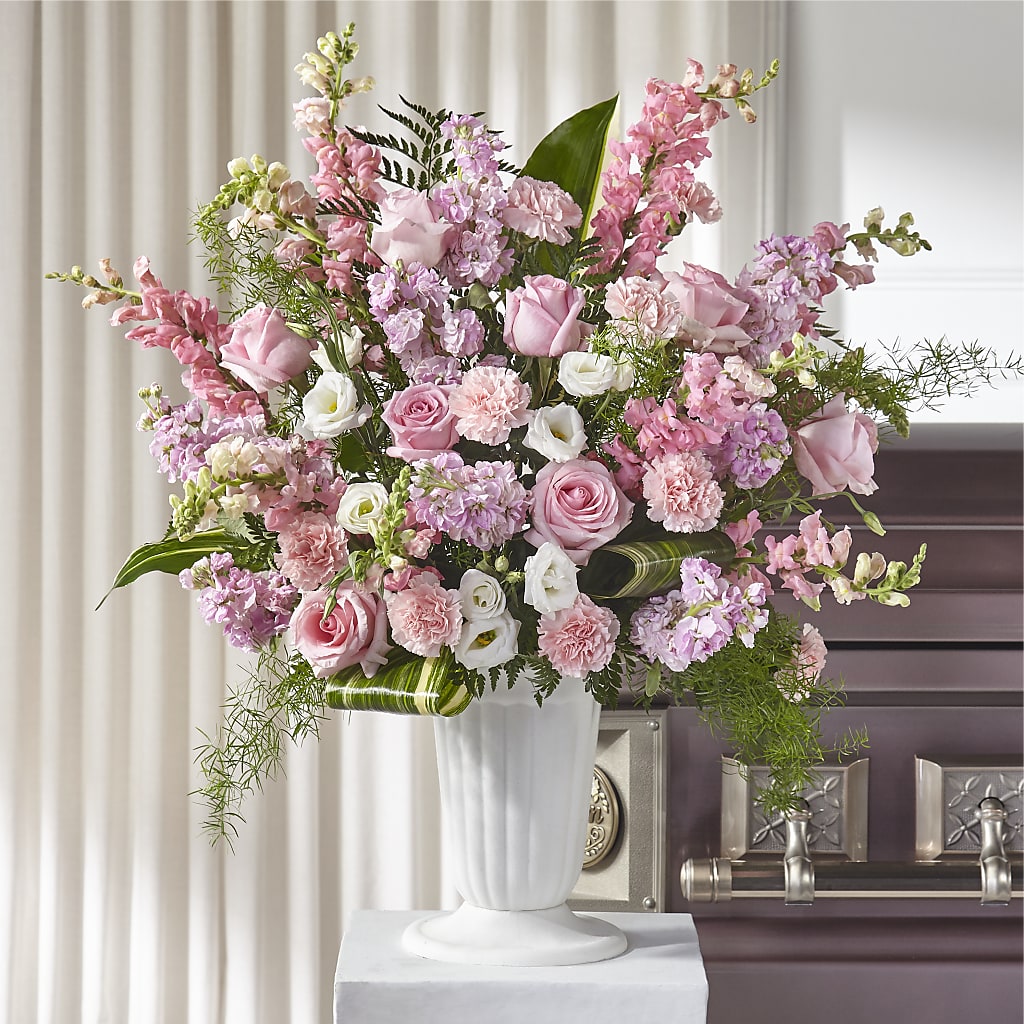 Divine Comfort Arrangement – CARLSON & CO, Springfield GA