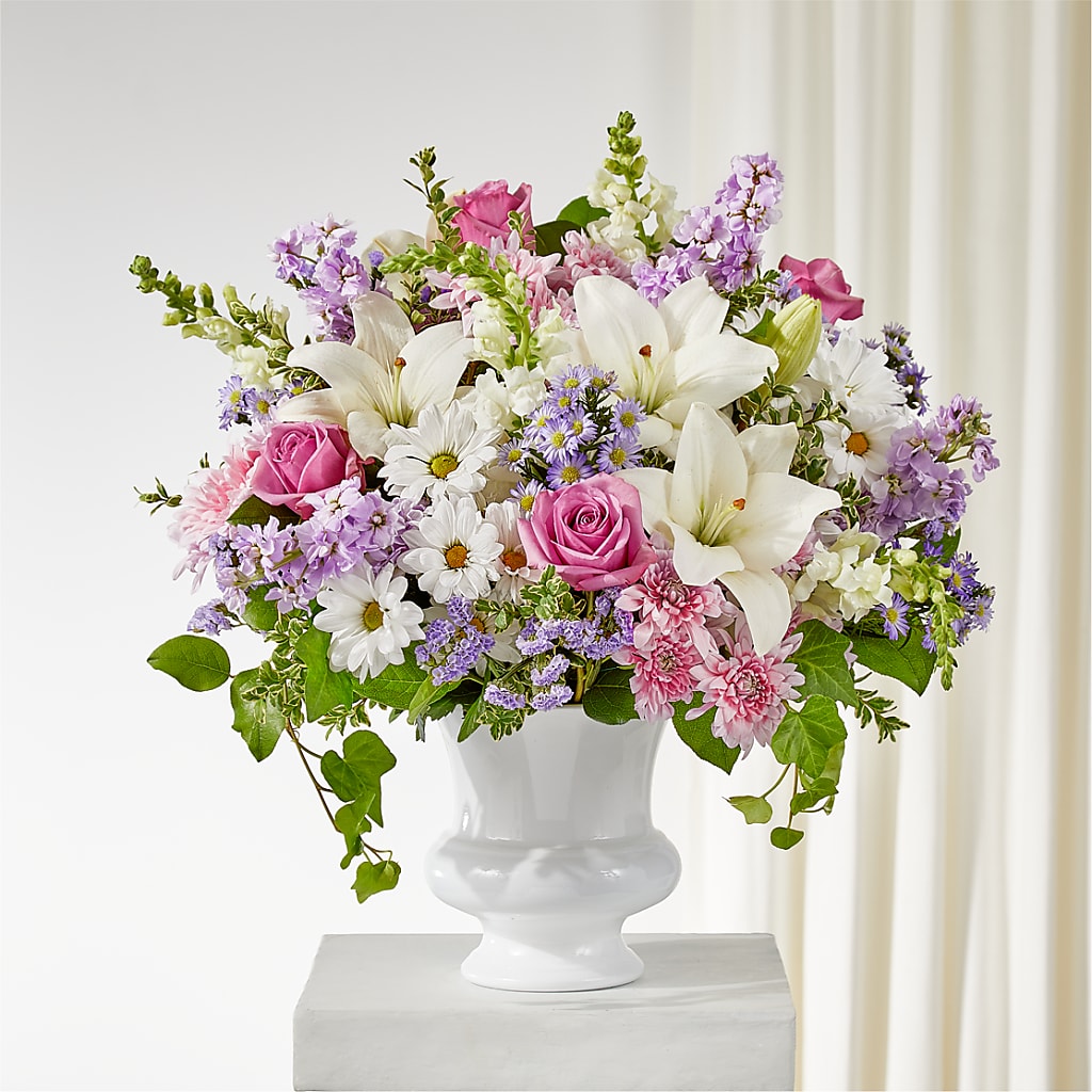 Remarkable Life Urn Arrangement – CARLSON & CO, Springfield GA