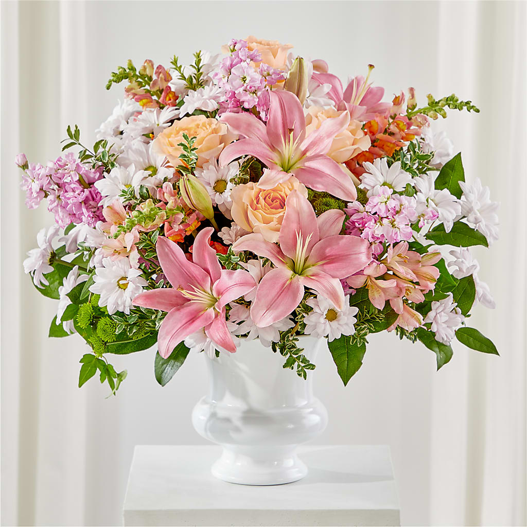 Heartfelt Gesture Urn Arrangement – CARLSON & CO, Springfield GA