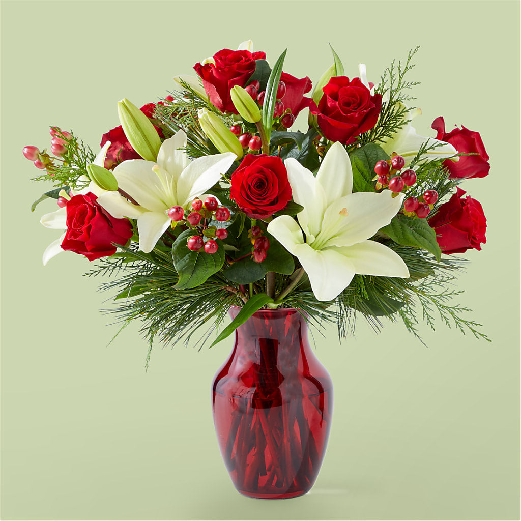 Evergreen Delight Bouquet – CARLSON & CO, Springfield GA