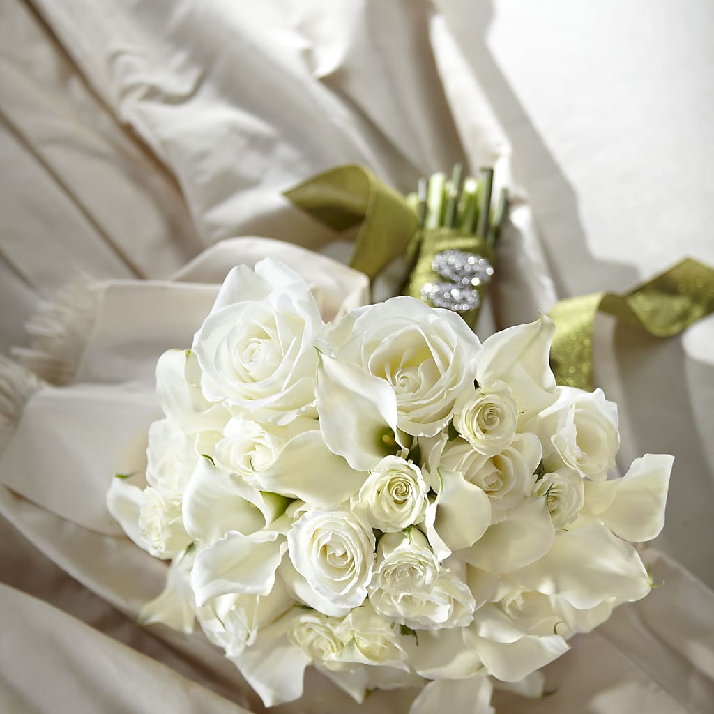 Serene Highness Bouquet – CARLSON & CO, Springfield GA