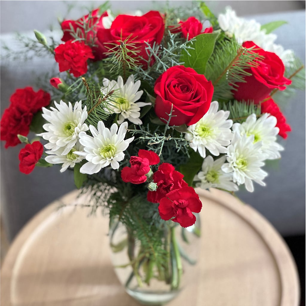 Seasonal Magic Bouquet – CARLSON & CO, Springfield GA