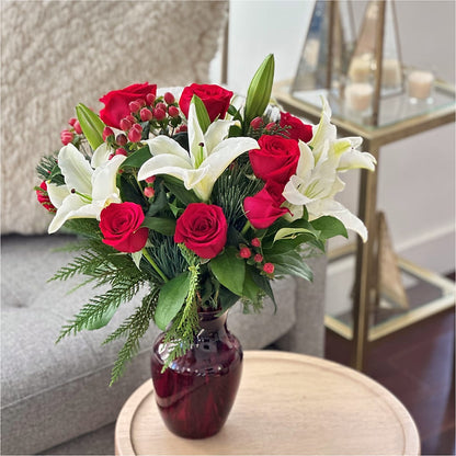 Evergreen Delight Bouquet – CARLSON & CO, Springfield GA