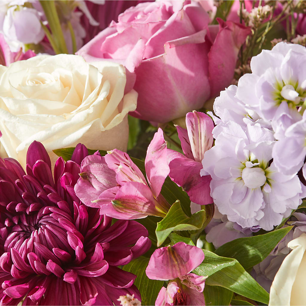 Amethyst Dreams Bouquet – CARLSON & CO, Springfield GA