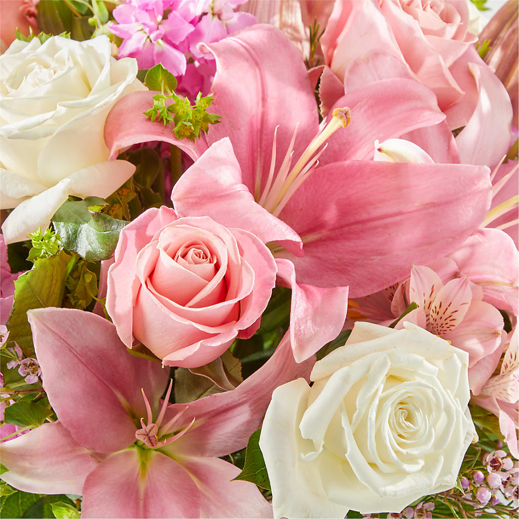 Ethereal Beauty Bouquet – CARLSON & CO, Springfield GA