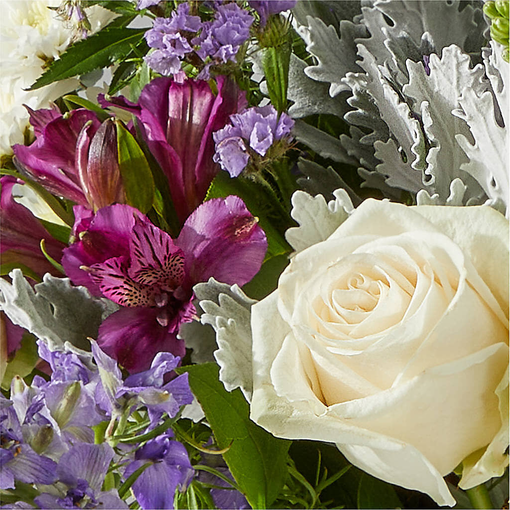 Shooting Star Bouquet – CARLSON & CO, Springfield GA